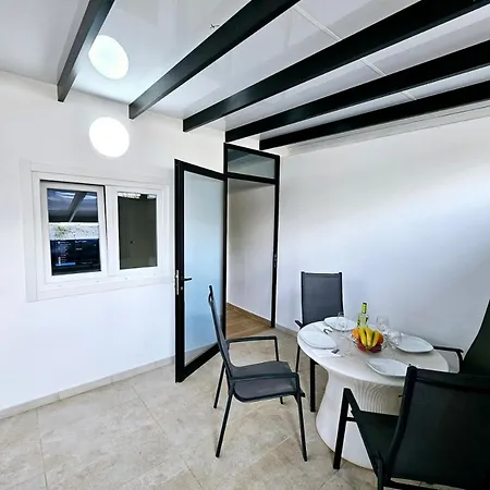 Holiday home Casa Volcanes A Primera Linea Del Mar Teguise (Lanzarote)