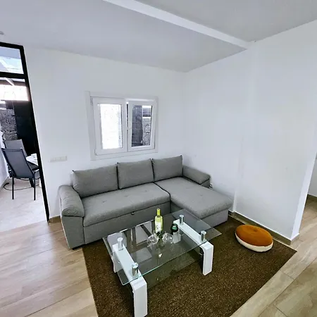 Casa Volcanes A Primera Linea Del Mar Holiday home *