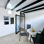 Nyaraló Casa Volcanes A Primera Linea Del Mar Teguise