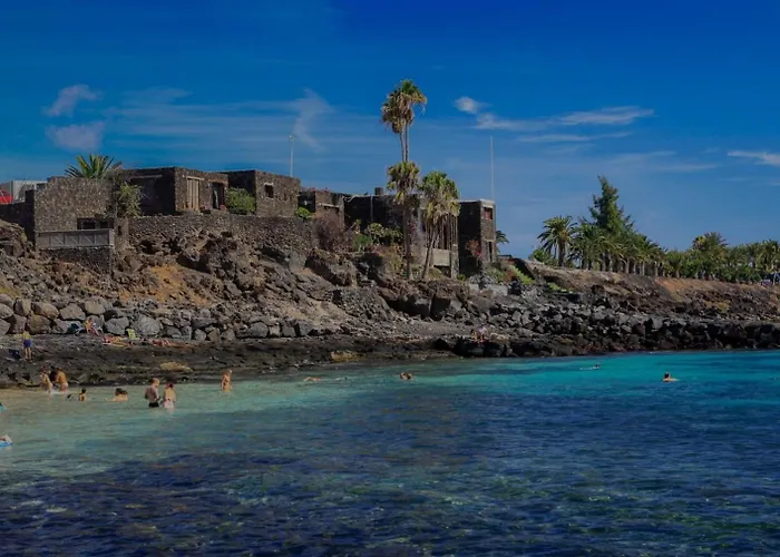 Prázdninový dům Casa Volcanes A Primera Linea Del Mar Teguise (Lanzarote)